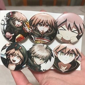 Danganronpa Makoto Naegi Pinback Bu…